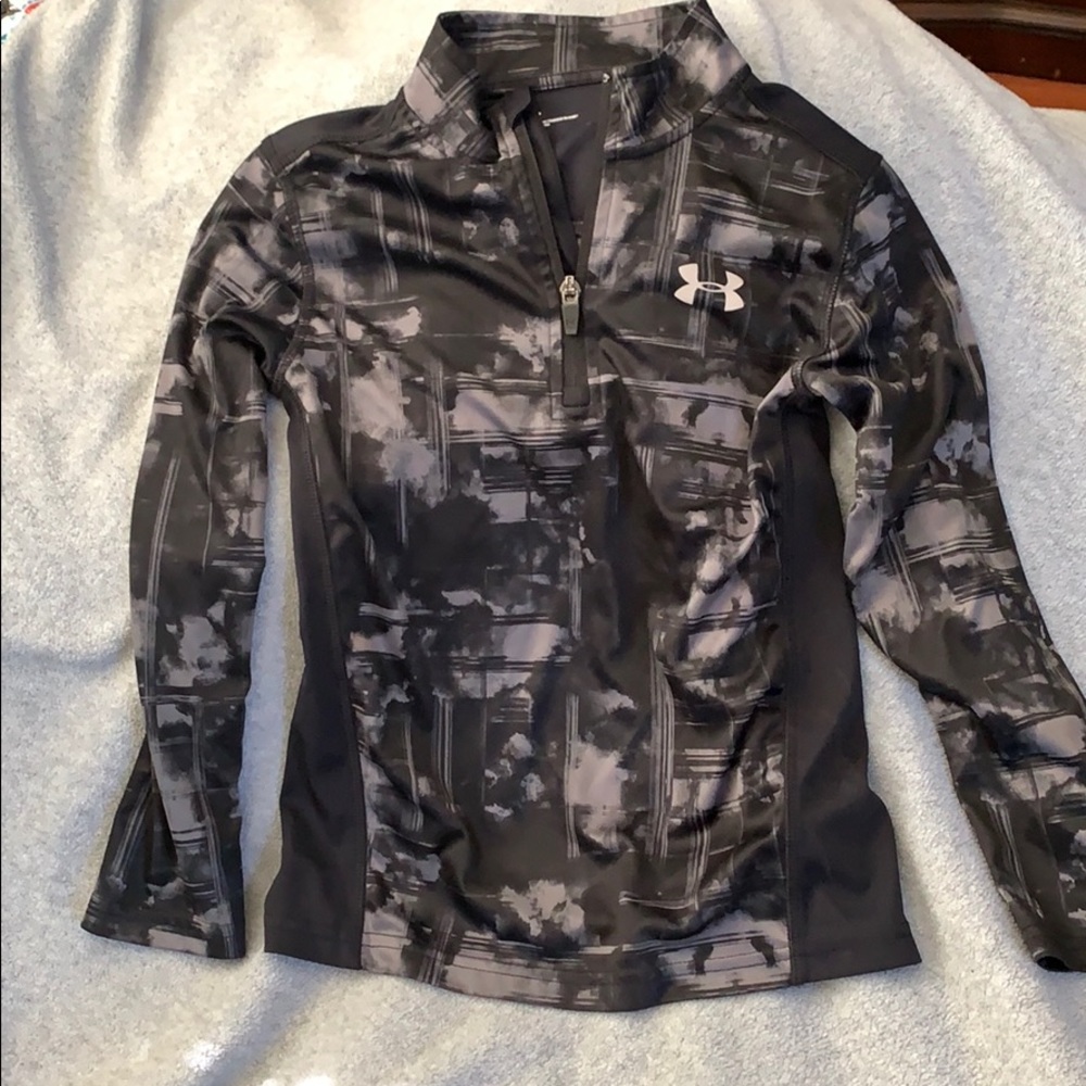Boys under armor activewear style sweater. Sz7 EUC